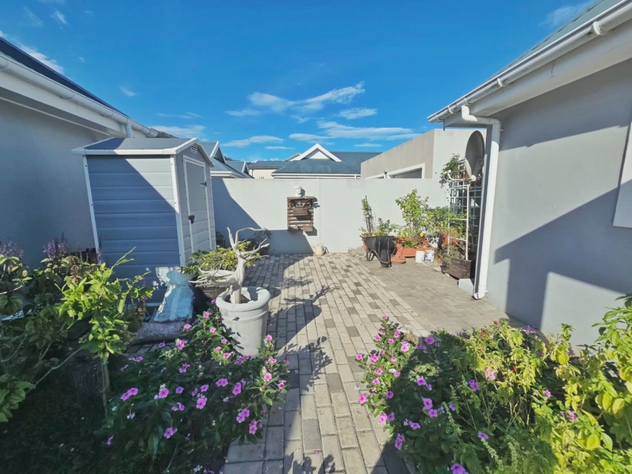 2 Bedroom Property for Sale in Montage Western Cape